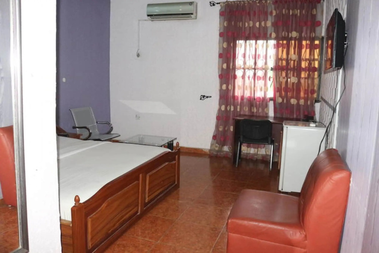 Ivory Place Hotel