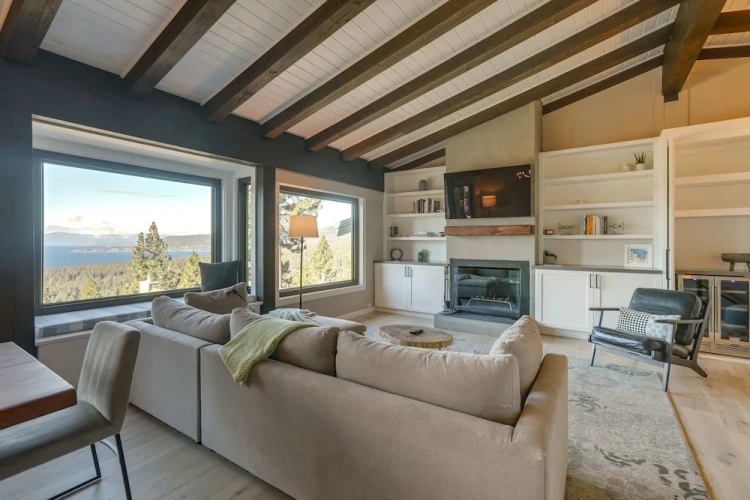 3 Bedrooms Apartment with balcony