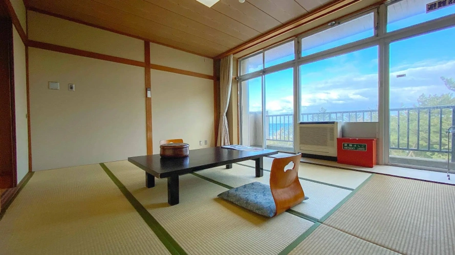 Standard room with ocean view