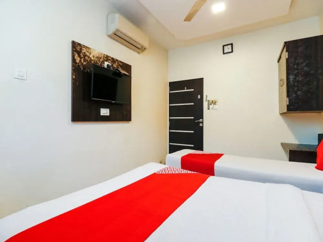 Hotel Adnoc Inn
