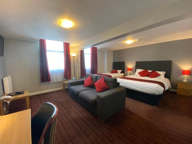 Standard Twin room