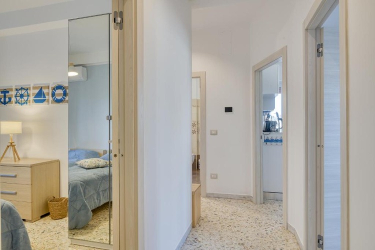 Apartment with balcony