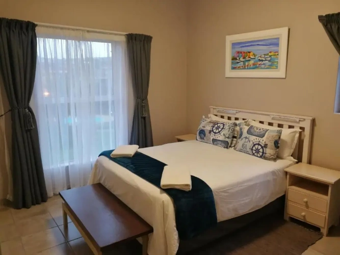 3 Bedrooms Apartment