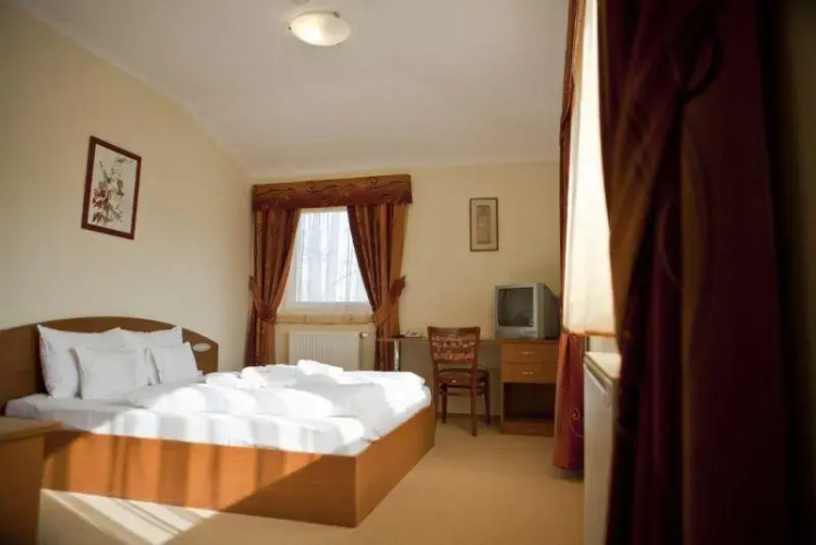 Hotel Mandarin Panzi