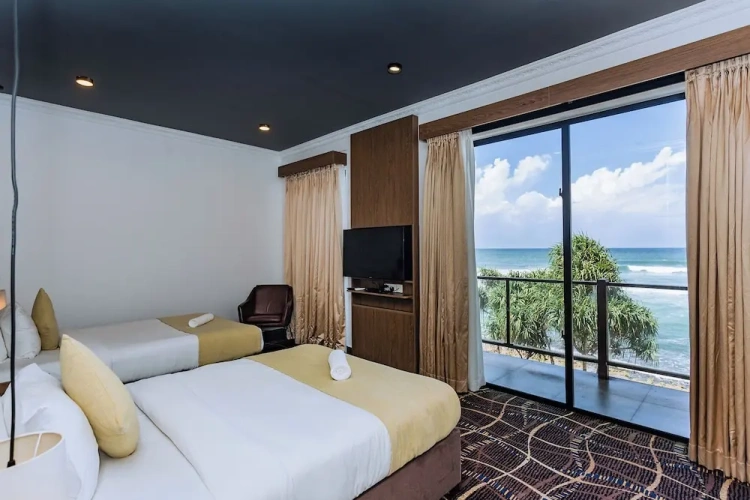 Superior Triple room