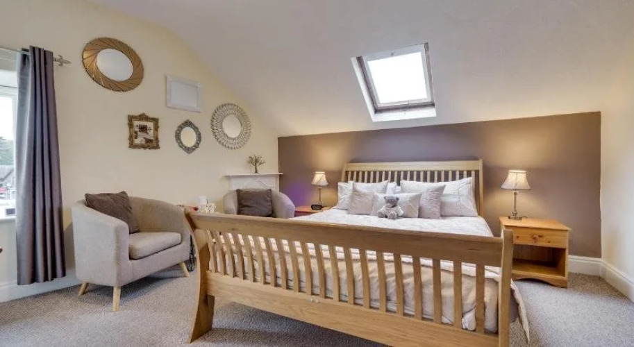 Lacet HouseOver view