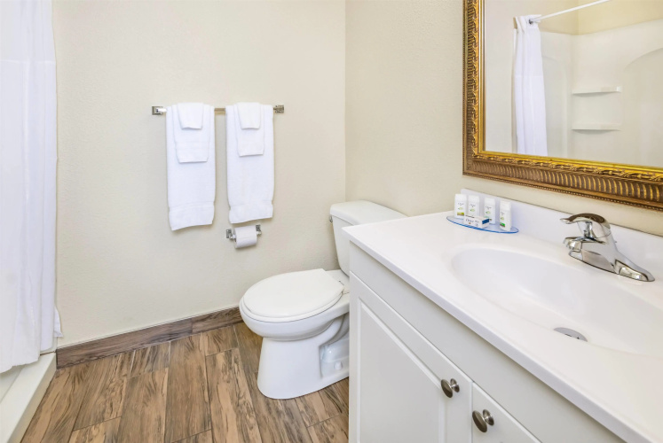 Travelodge by Wyndham Gananoque photo 9