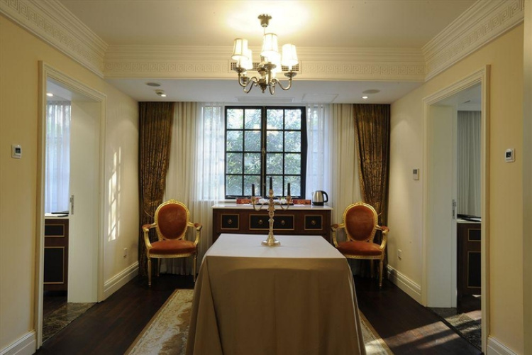 Imperial Palace Club