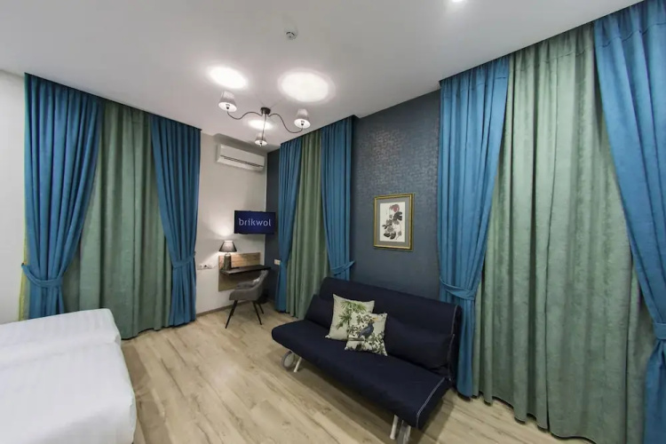 Brikwol Hotel