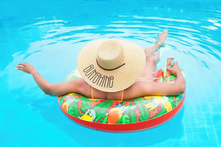 Compass Hotel Beaufort by Margaritaville
