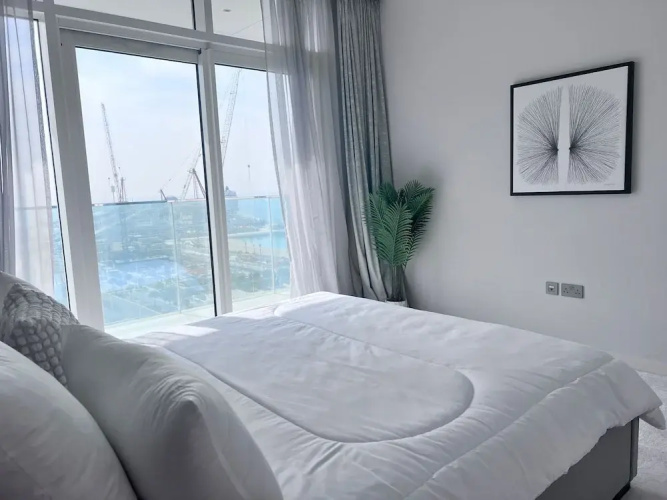 2 Bedroom Flat Beachfront Palm Jumeirah