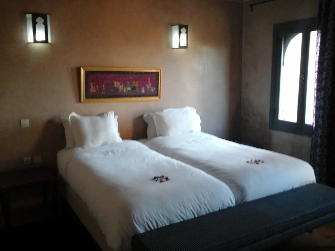 Shems Moon Lodge & Spa