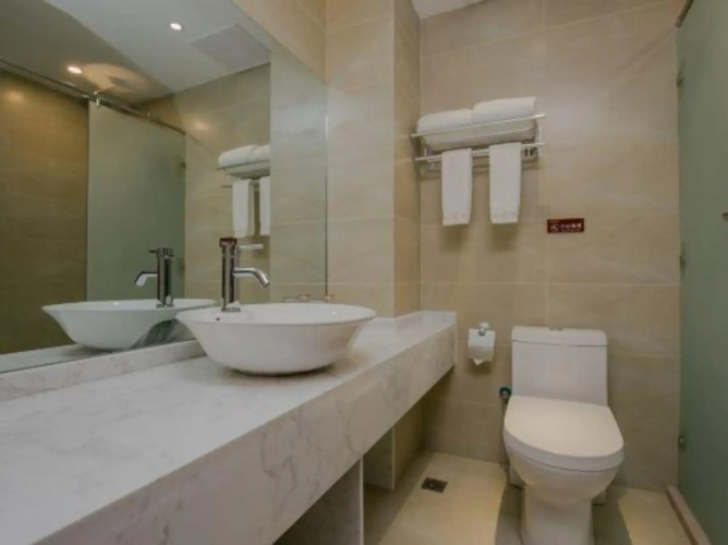 Guofang Hotel