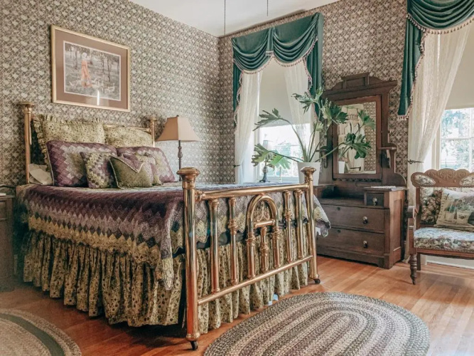 Emig Mansion