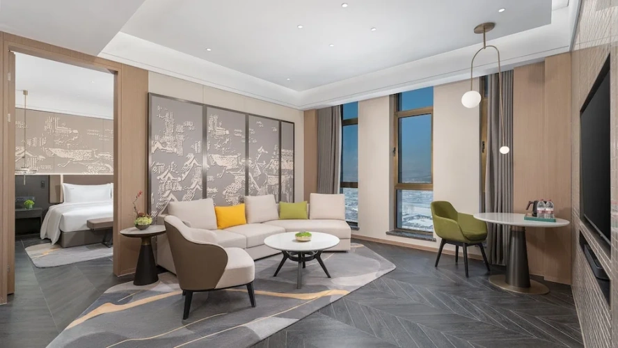 Double Suite