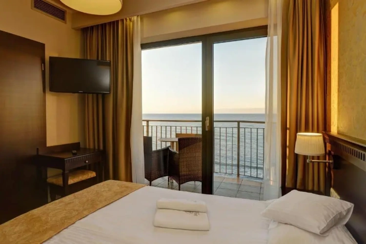 Superior Double room with sea view