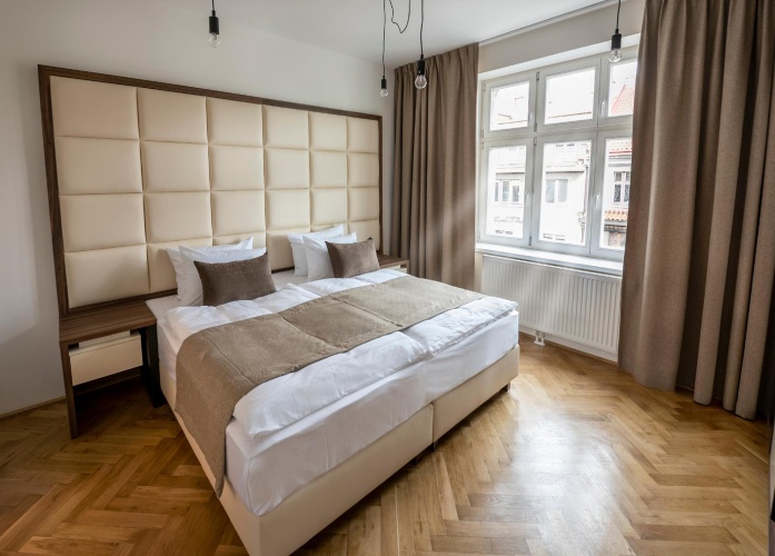 1 Bedroom Deluxe Suite