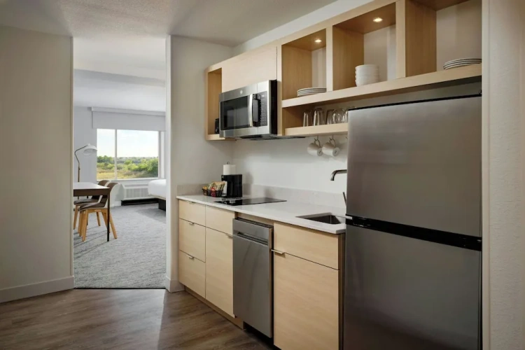 Quadruple Suite
