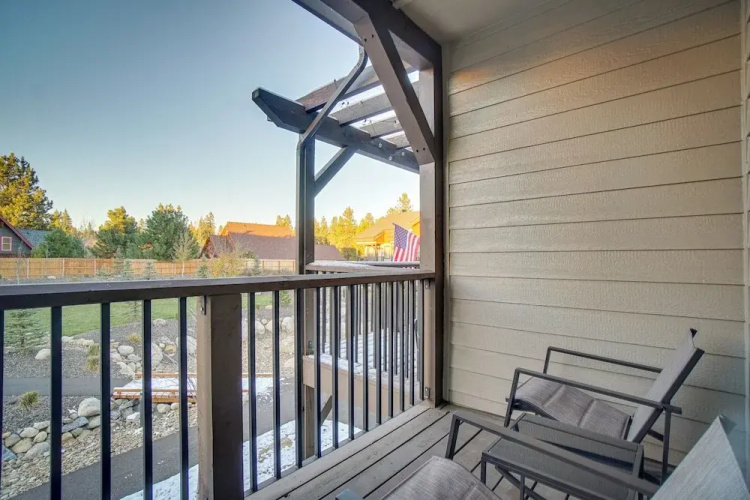 Mccall Vacation Rental w/ Private Balcony & Grill!