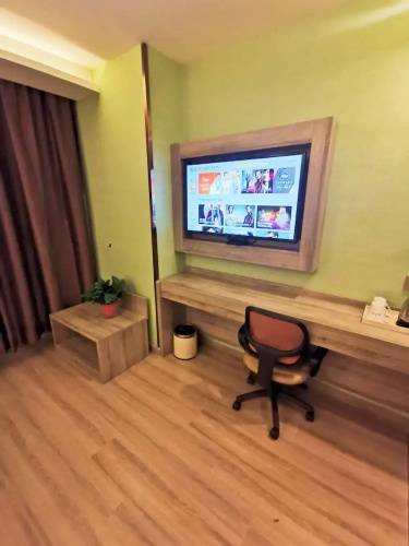 Xian Runjia Hotel