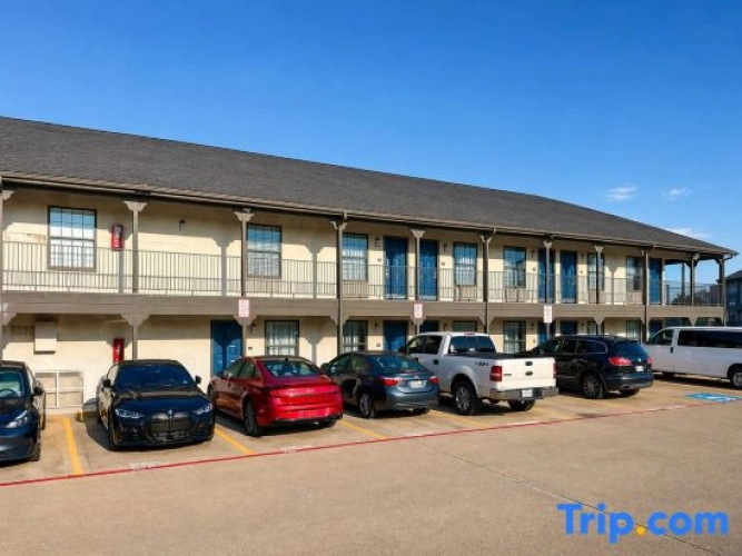 Studio 6 Suites – Mesquite, TX – Gross Rd.