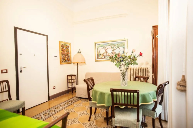 Interno 5