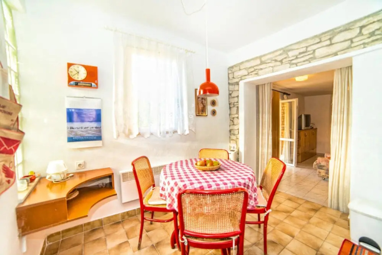 Apartment Reisman / One Bedroom A1