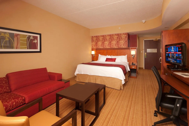 Courtyard by Marriott Boston Waltham