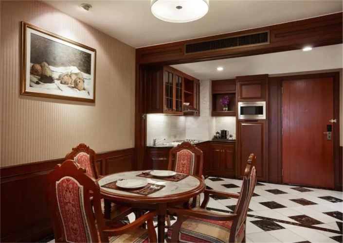 1 Bedroom Suite