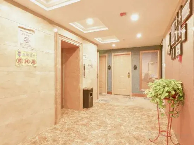 Lang Ting Business Hotel