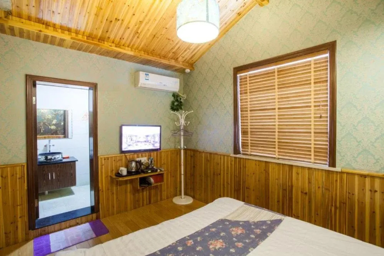 Wuzhen Times Town Theme Inn