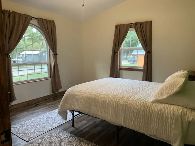 Trailhead Suites