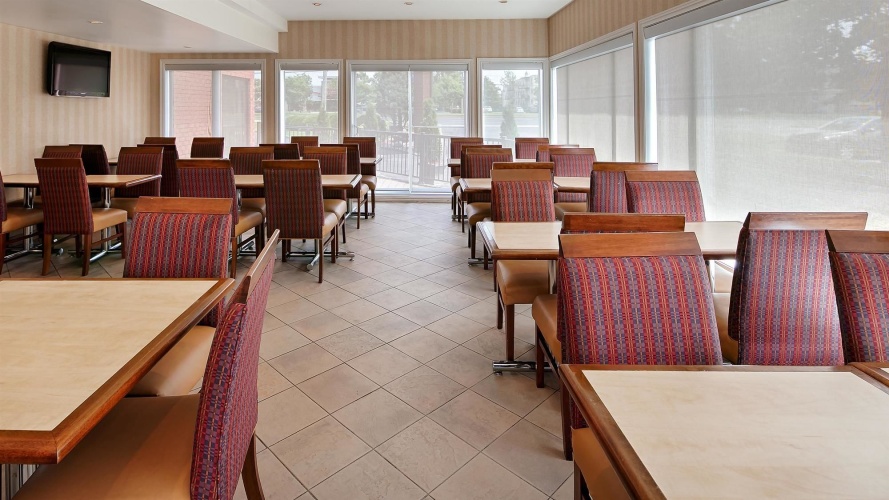 Best Western Hotel Brossard photo 18
