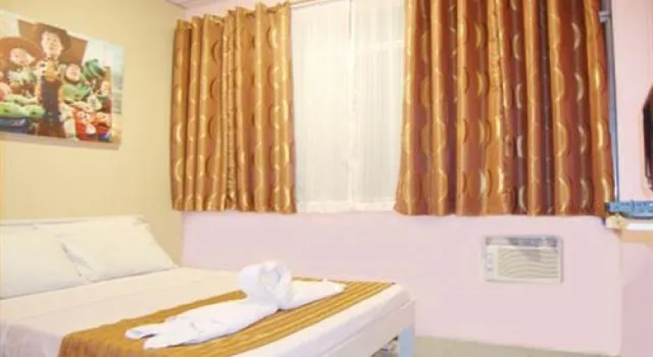 TR3ATS Guest House