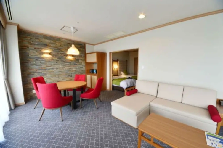 Deluxe Twin room with balcony