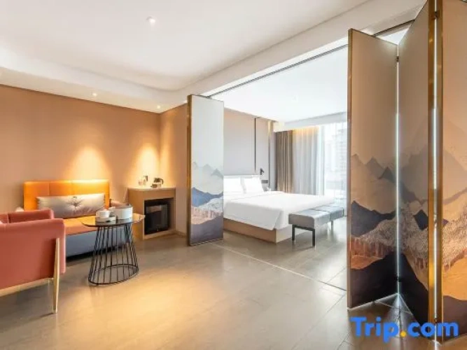 Suite with view