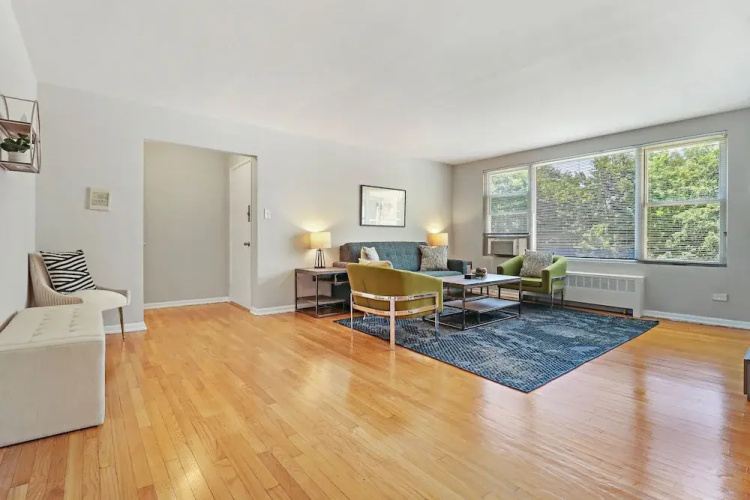 2BR Modern & Comfy Apt in Rogers Park