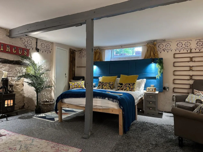 One Drake Road Hotel
