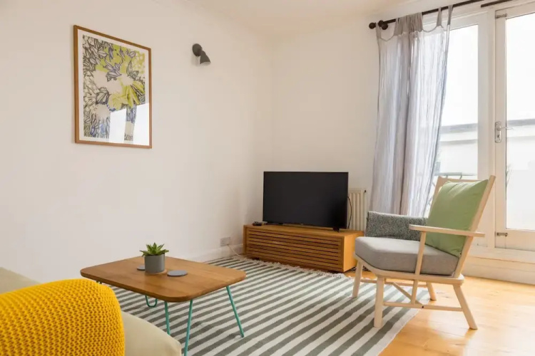 Charming Primrose Hill Rooftop Duplex