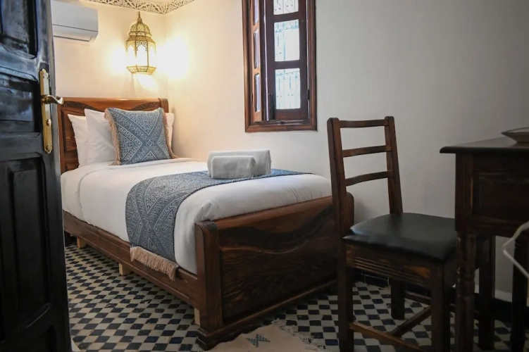 Standard Single room with courtyard view