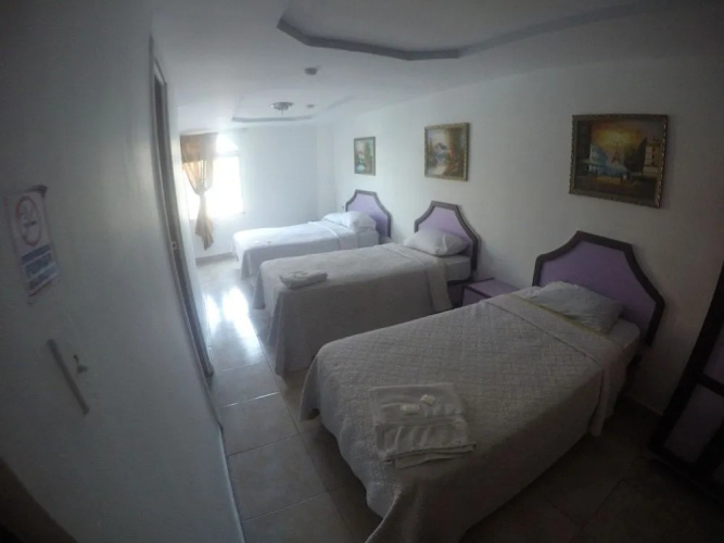 Hotel BackPacker Inn