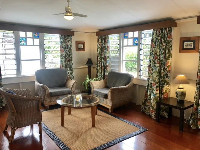 3 Bedrooms Cottage