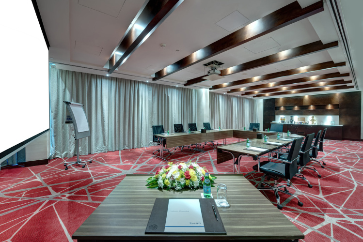 Media Rotana Hotel photo 40
