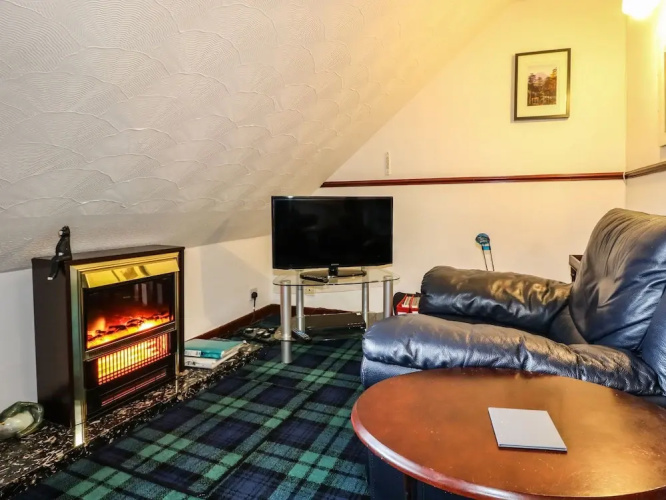 Aberfoyle Apartment