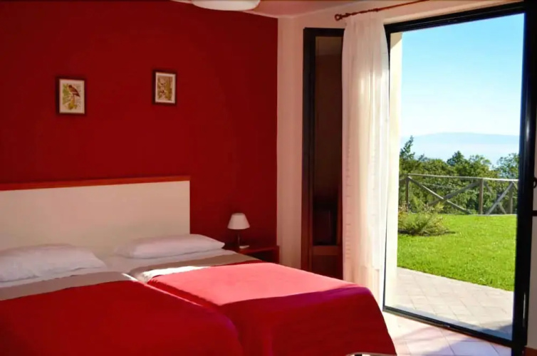 Linfinito Guest House