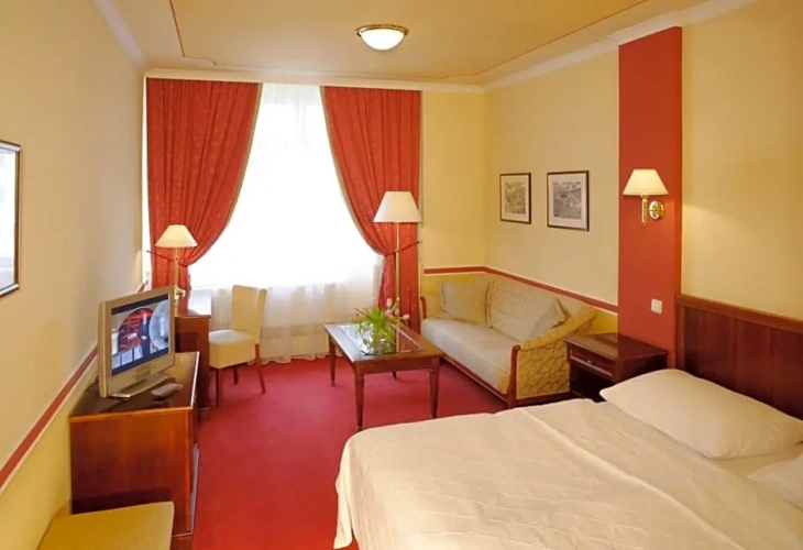 Deluxe Double room with view
