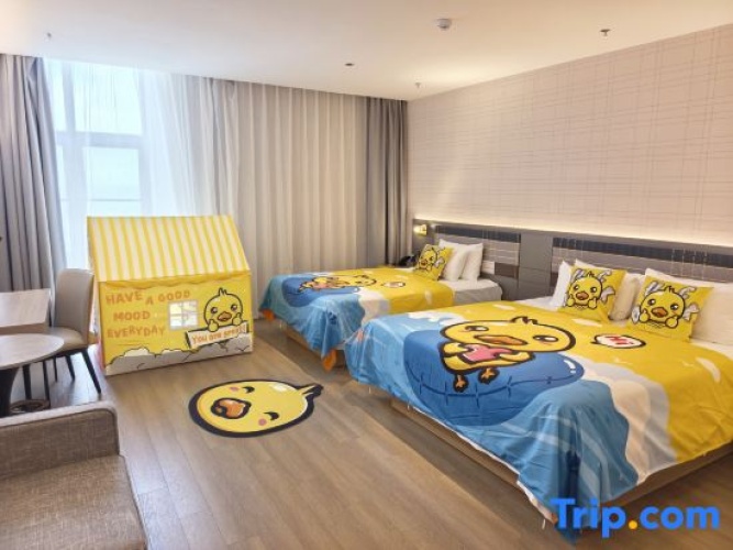 Standard Twin Family room