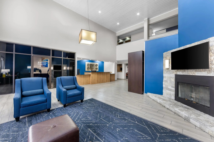 Comfort Suites London South
