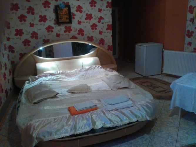 1 Bedroom Suite