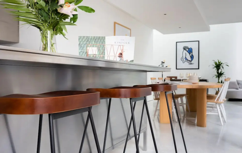 The Chelsea Walk - Modern & Bright 3BDR House with Rooftop & Parking